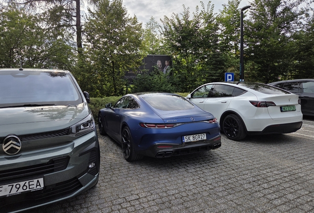 Mercedes-AMG GT 63 C192