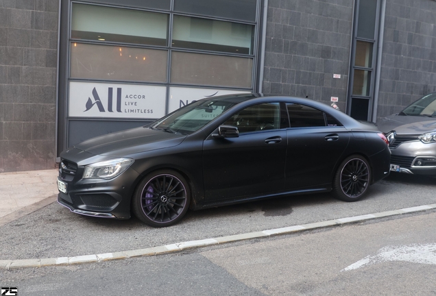 Mercedes-Benz CLA 45 AMG C117