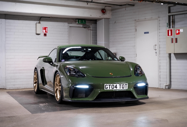 Porsche 718 Cayman GT4
