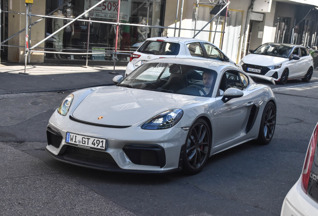 Porsche 718 Cayman GT4