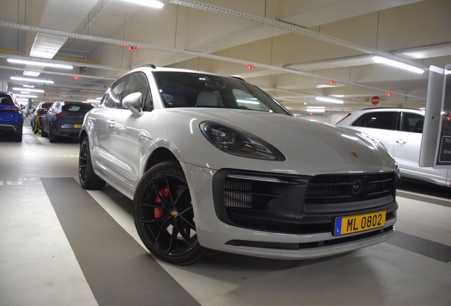 Porsche 95B Macan GTS MkIII