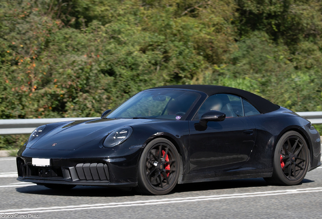 Porsche 992 Carrera 4 GTS Cabriolet MkII