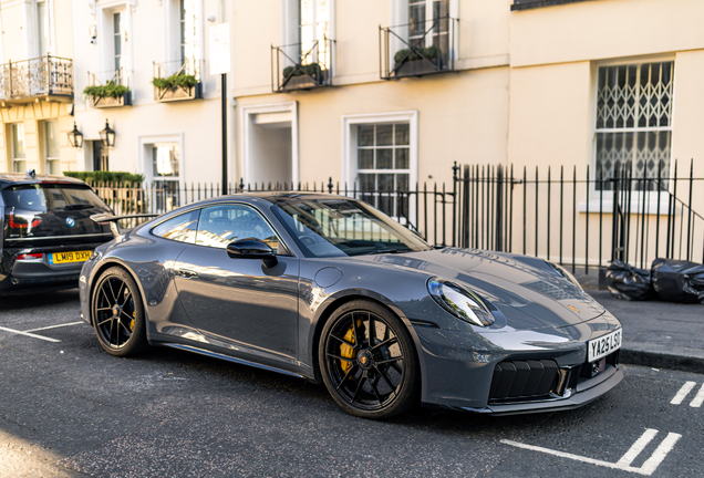 Porsche 992 Carrera 4 GTS MkII