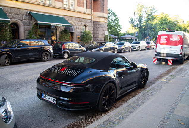 Porsche 992 Carrera 4S Cabriolet MkI