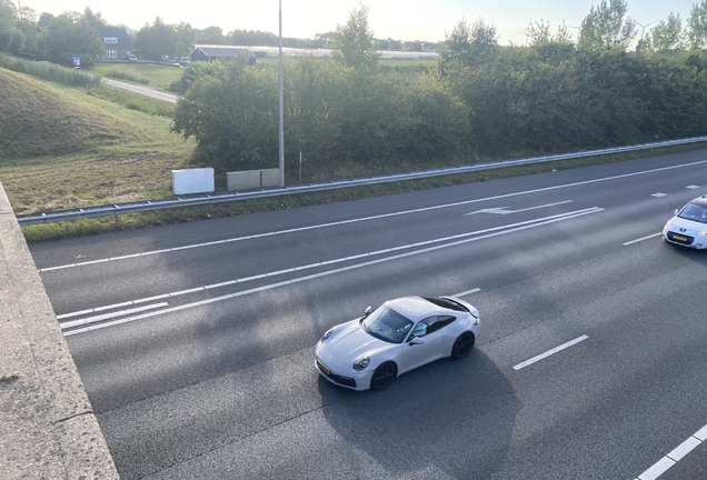 Porsche 992 Carrera 4S MkI
