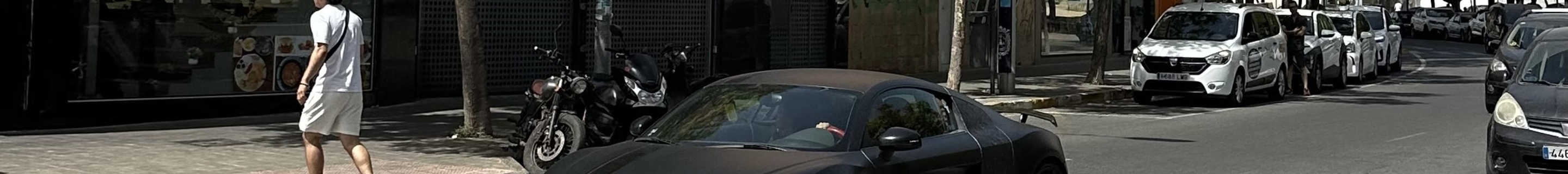Audi R8