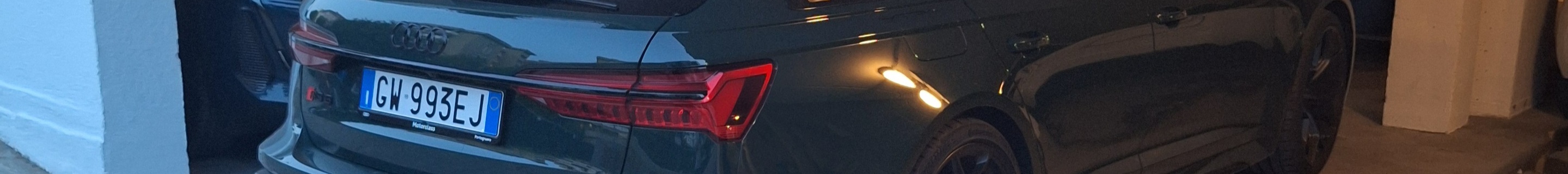 Audi RS6 Avant C8