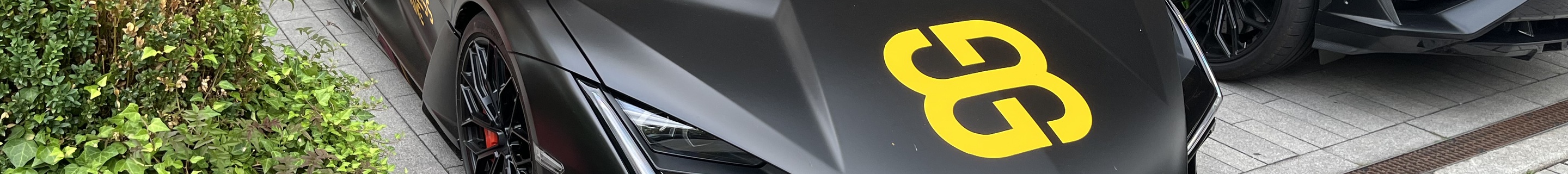 Lamborghini Revuelto