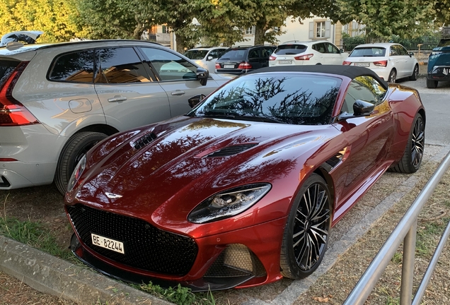 Aston Martin DBS Superleggera Volante