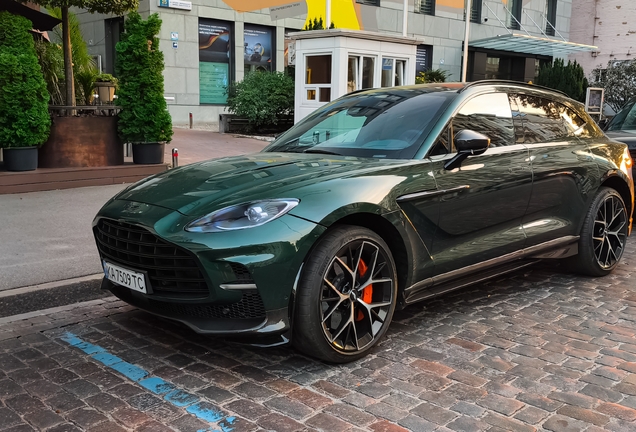 Aston Martin DBX707