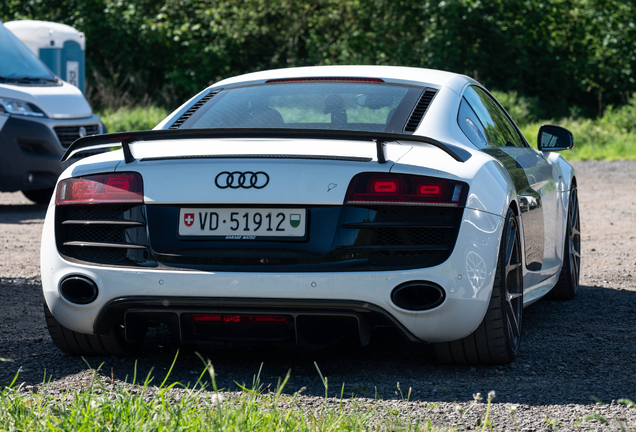 Audi R8 V10