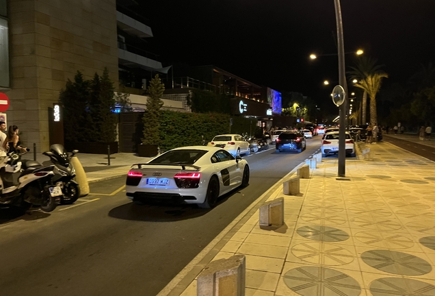 Audi R8 V10 Plus 2015