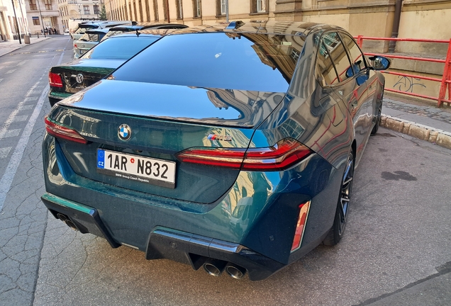 BMW M5 G90
