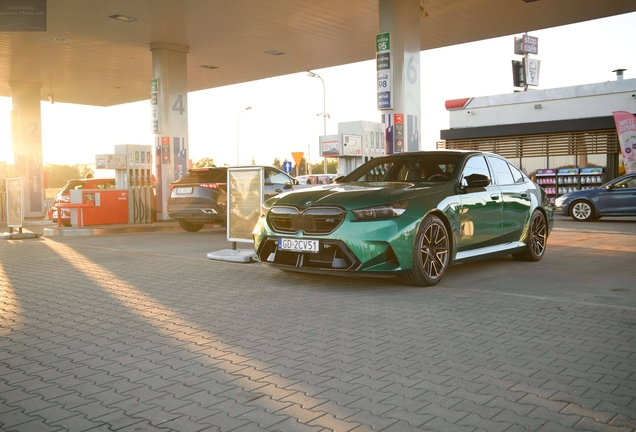 BMW M5 G90