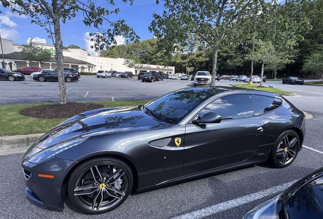 Ferrari FF