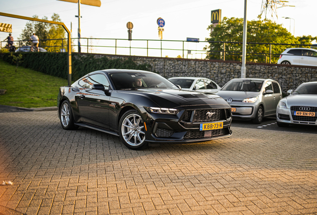 Ford Mustang GT 2024