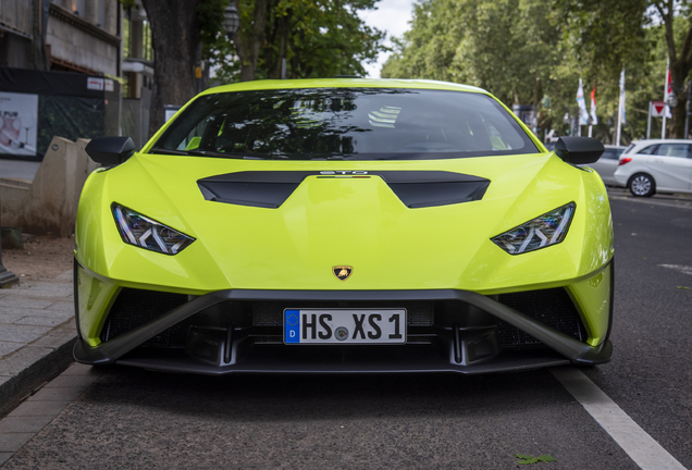 Lamborghini Huracán LP640-2 STO