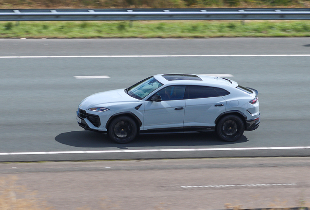 Lamborghini Urus SE
