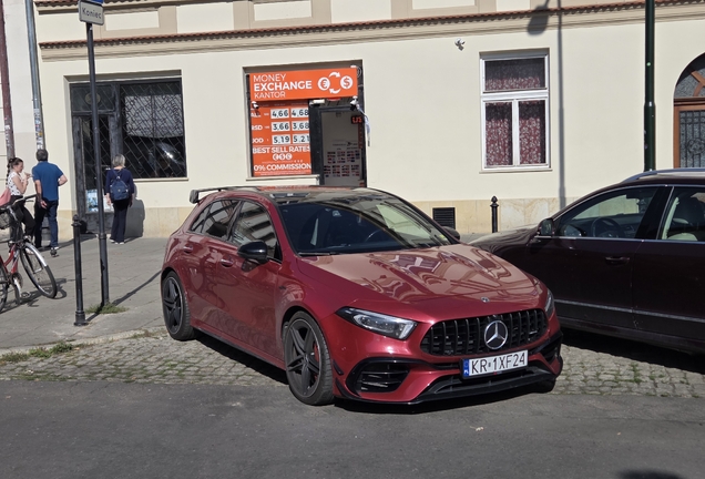 Mercedes-AMG A 45 W177