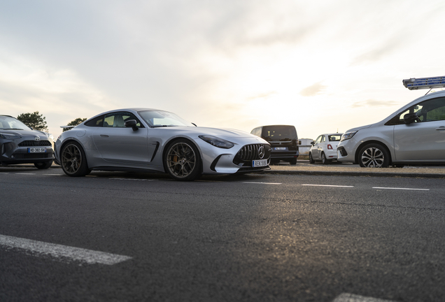 Mercedes-AMG GT 63 C192