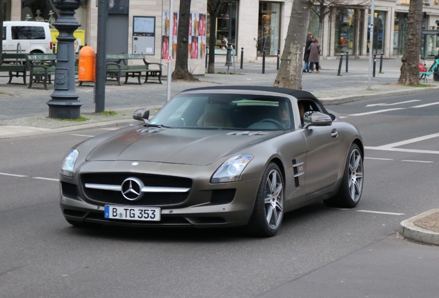 Mercedes-Benz SLS AMG Roadster
