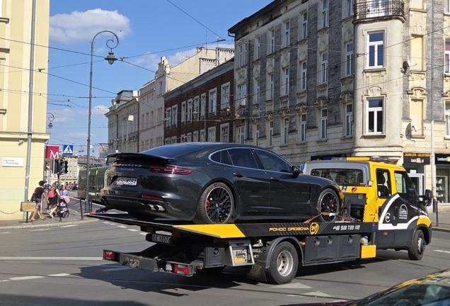 Porsche 971 Panamera Turbo MkI