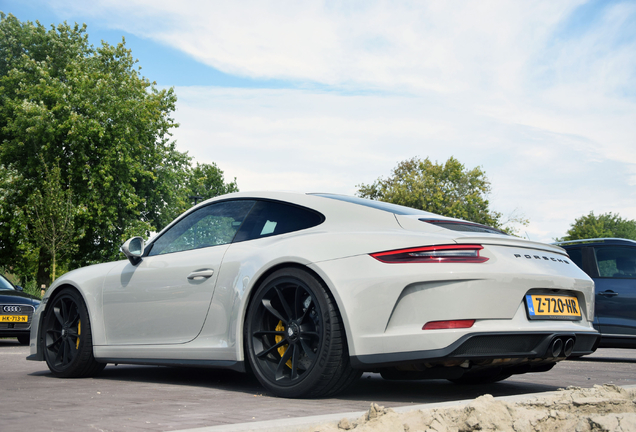 Porsche 991 GT3 Touring