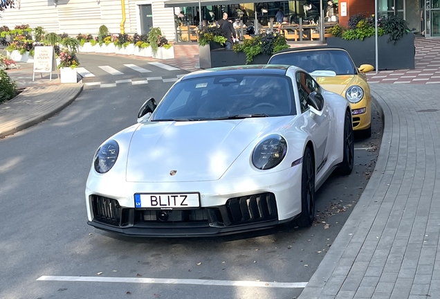 Porsche 992 Carrera 4 GTS MkII
