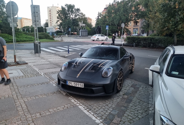 Porsche 992 GT3 RS MkI Weissach Package