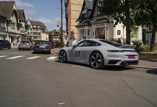 Porsche 992 Sport Classic