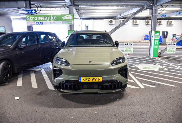 Porsche Cayenne Turbo Electric