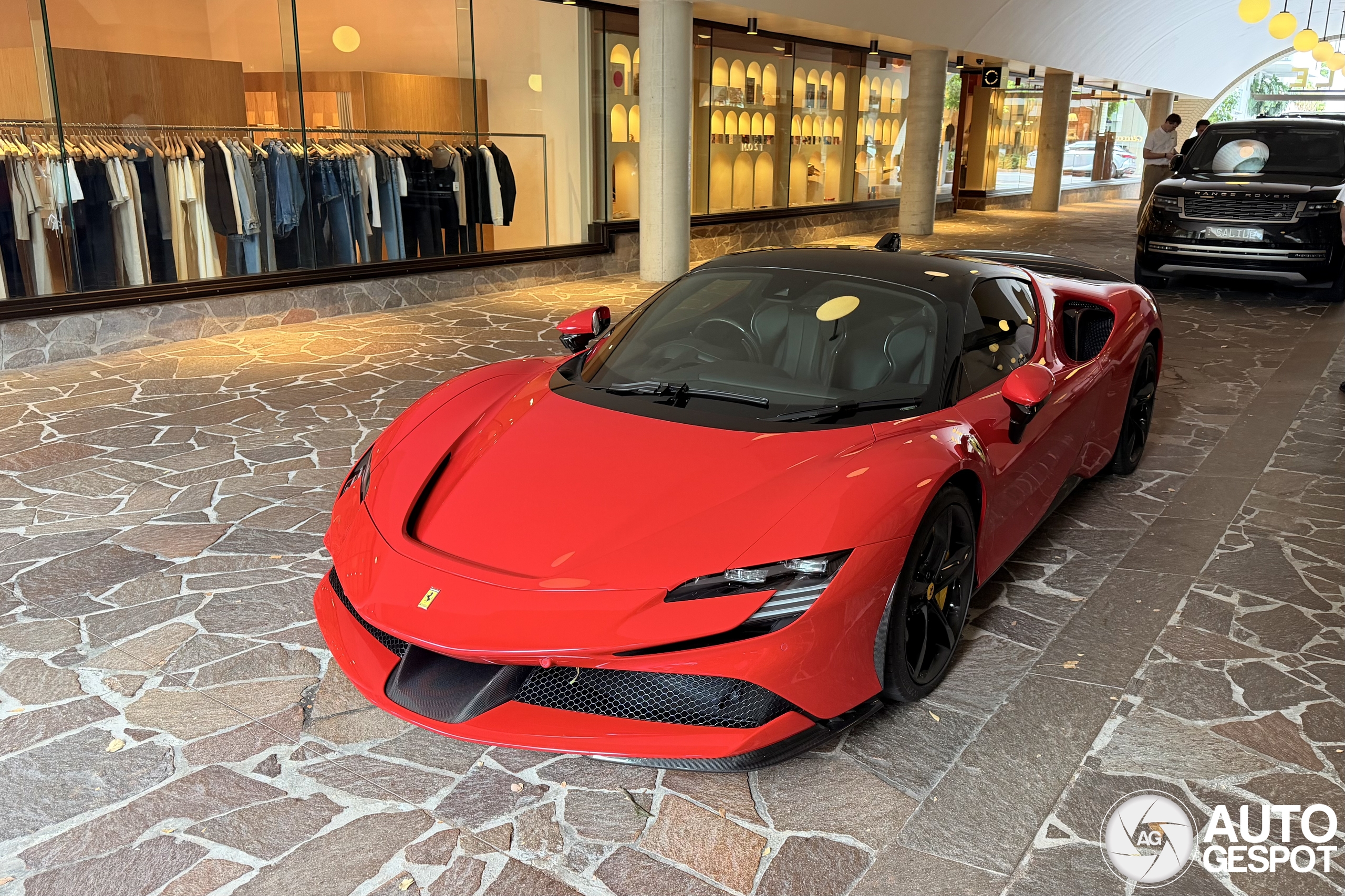 Ferrari SF90 Stradale Assetto Fiorano