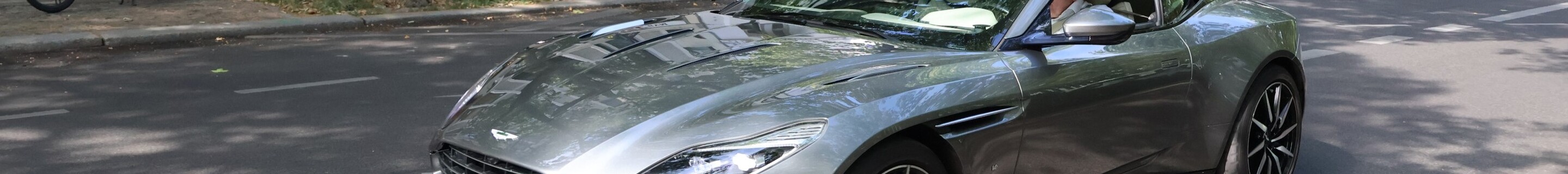 Aston Martin DB11