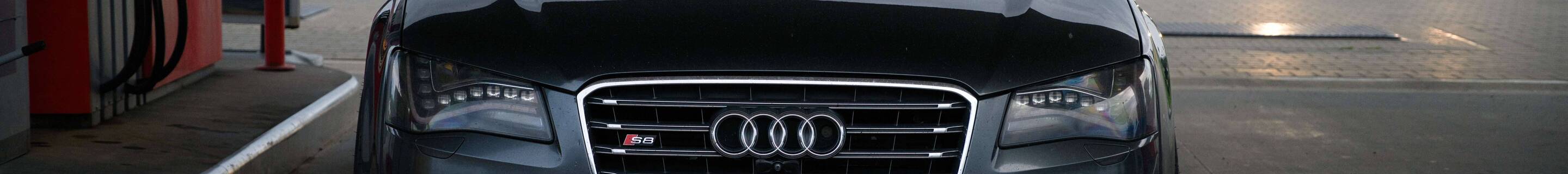 Audi S8 D4