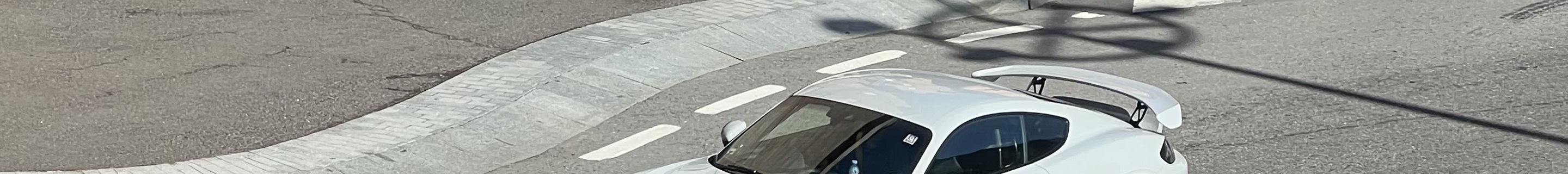 Porsche 718 Cayman GT4