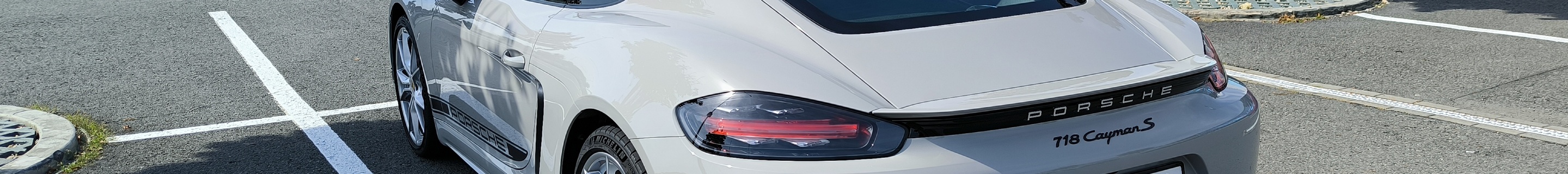 Porsche 718 Cayman S