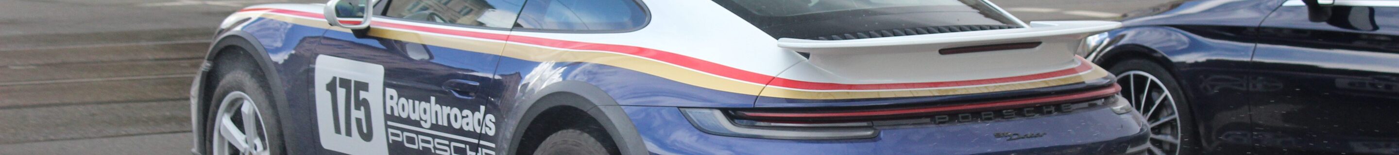Porsche 992 Dakar