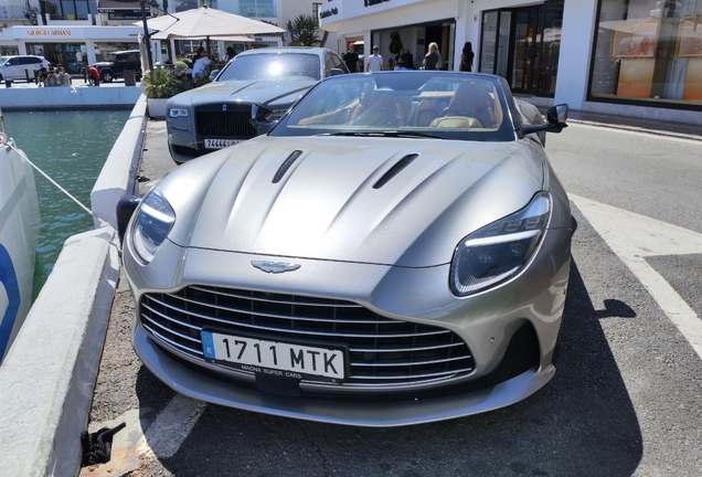 Aston Martin DB12 Volante