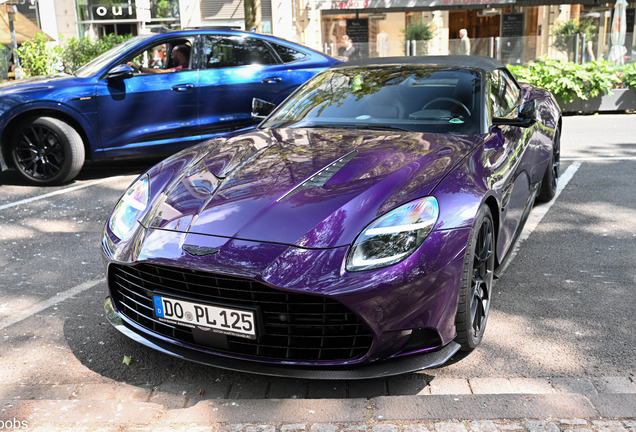 Aston Martin Vanquish Volante 2025