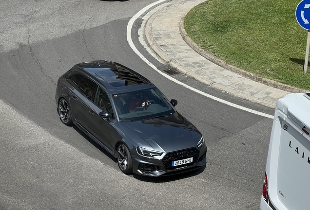 Audi RS4 Avant B9