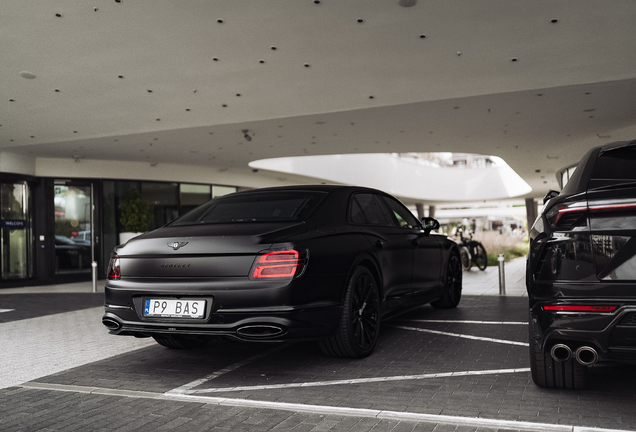 Bentley Flying Spur 2025