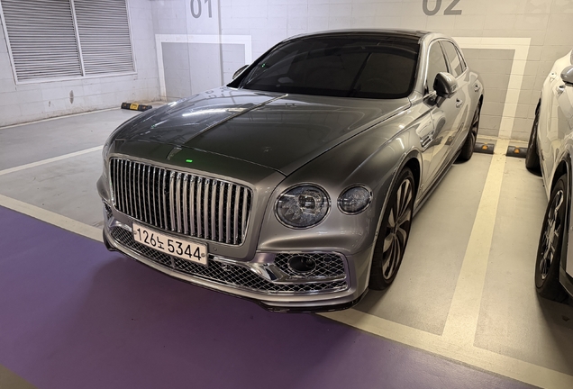 Bentley Flying Spur V8 Azure