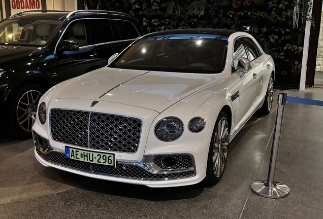 Bentley Flying Spur Hybrid Mulliner