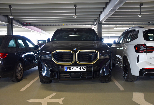 BMW XM G09