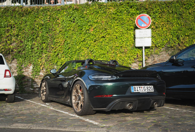 Porsche 718 Spyder RS Weissach Package