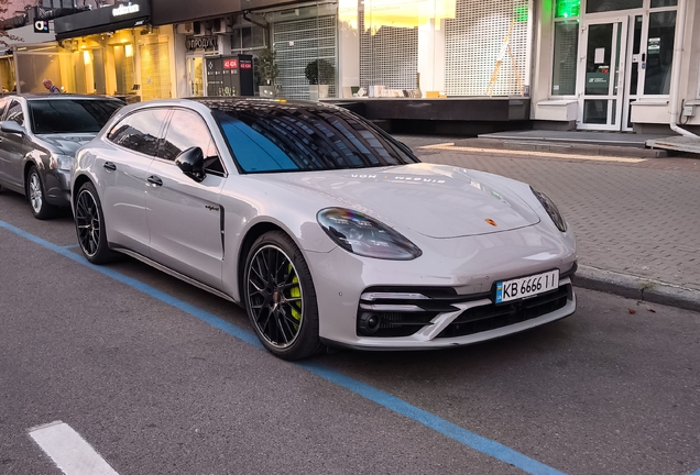 Porsche 971 Panamera Turbo S E-Hybrid Sport Turismo MkII