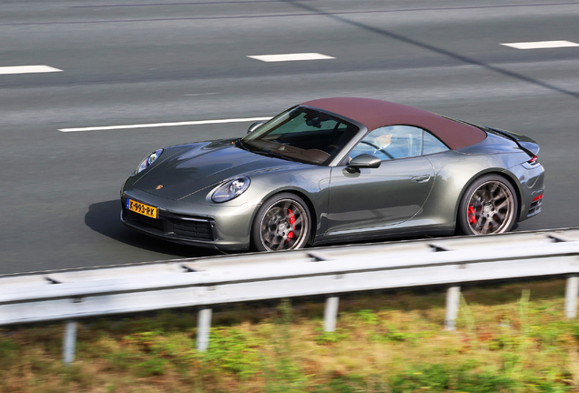 Porsche 992 Carrera 4S Cabriolet MkI