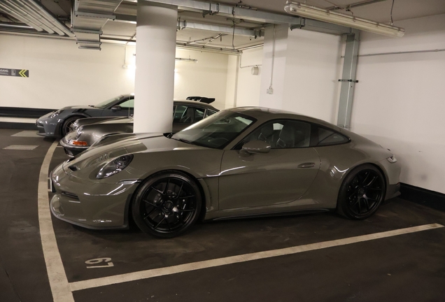 Porsche 992 S/T
