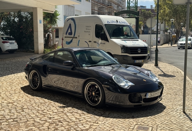 Porsche 996 Turbo