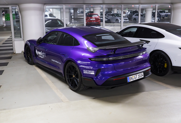 Porsche Taycan Turbo GT Weissach Package